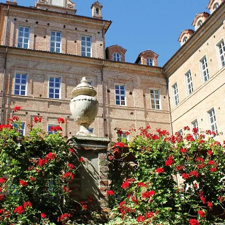 Hotel Montaldo Castle & 4*