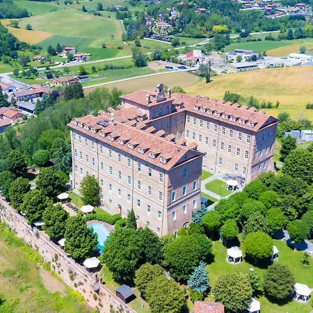 Montaldo Castle & 4* Montaldo Torinese