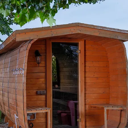 Montaldo Castle & Hotell 4*