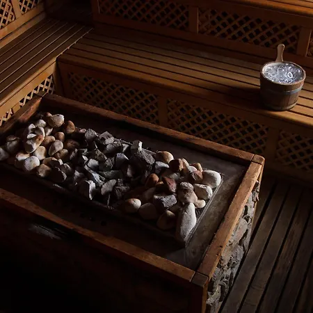 Montaldo Castle & Hotel Montaldo Torinese