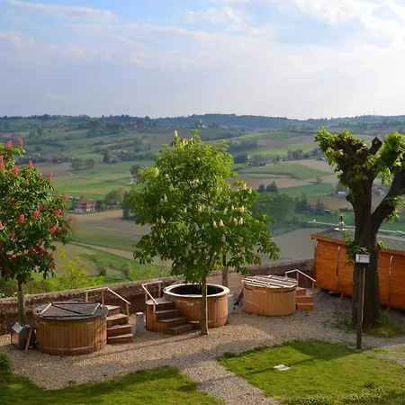Hotel Montaldo Castle & Montaldo Torinese