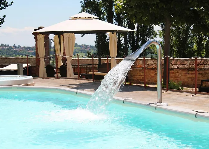 Hotel Montaldo Castle &
