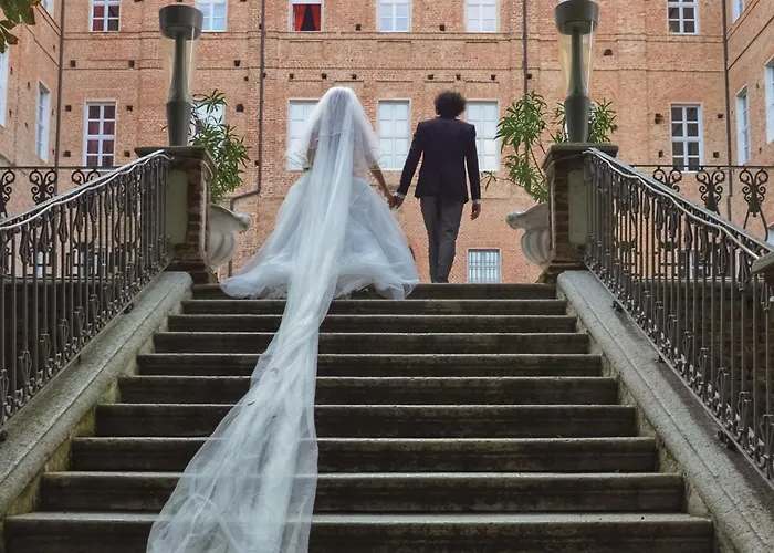 Montaldo Castle & 4* Montaldo Torinese
